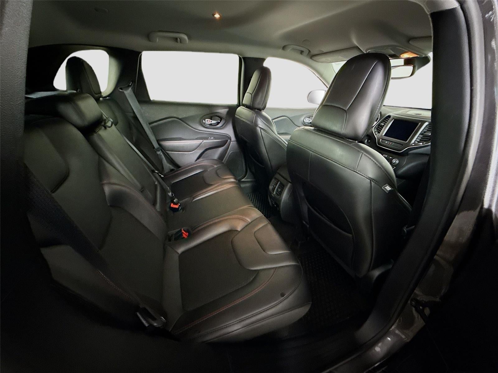 2020 Jeep Cherokee Trailhawk