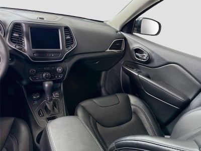 2022 Jeep Cherokee Latitude Lux