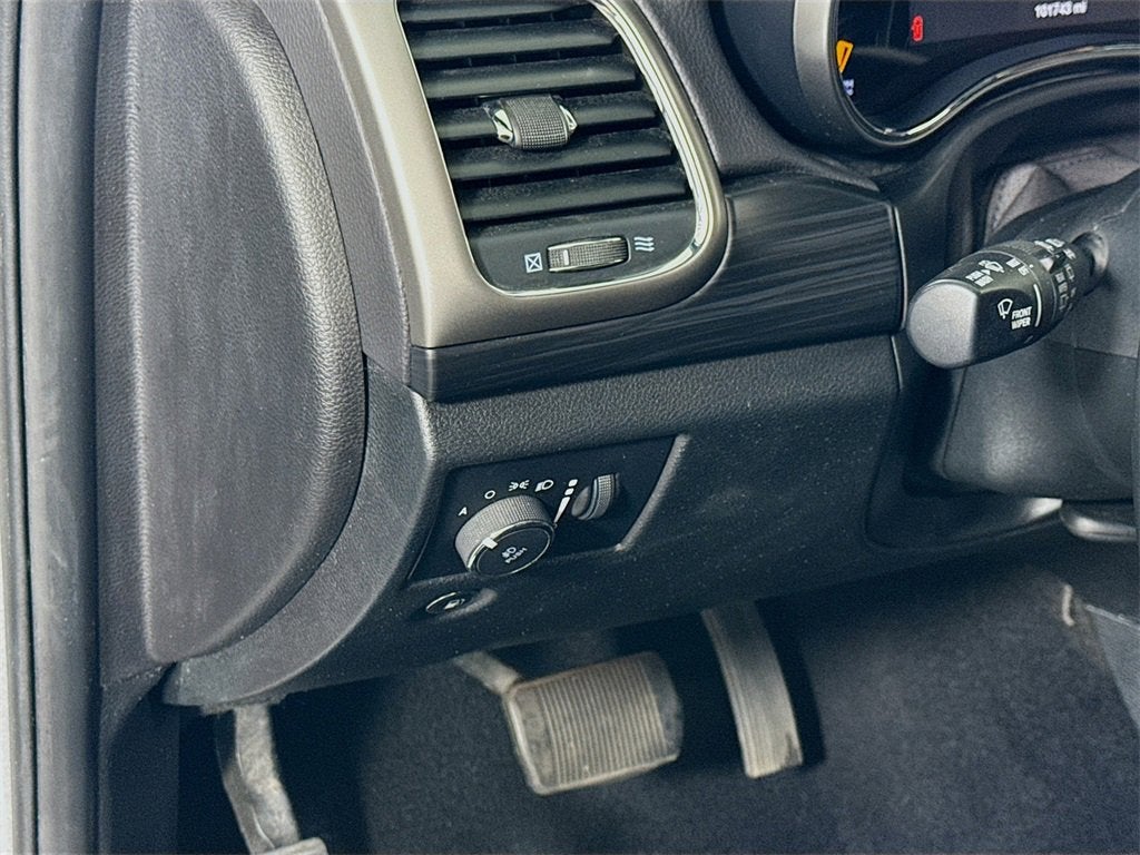 2019 Jeep Grand Cherokee Laredo E