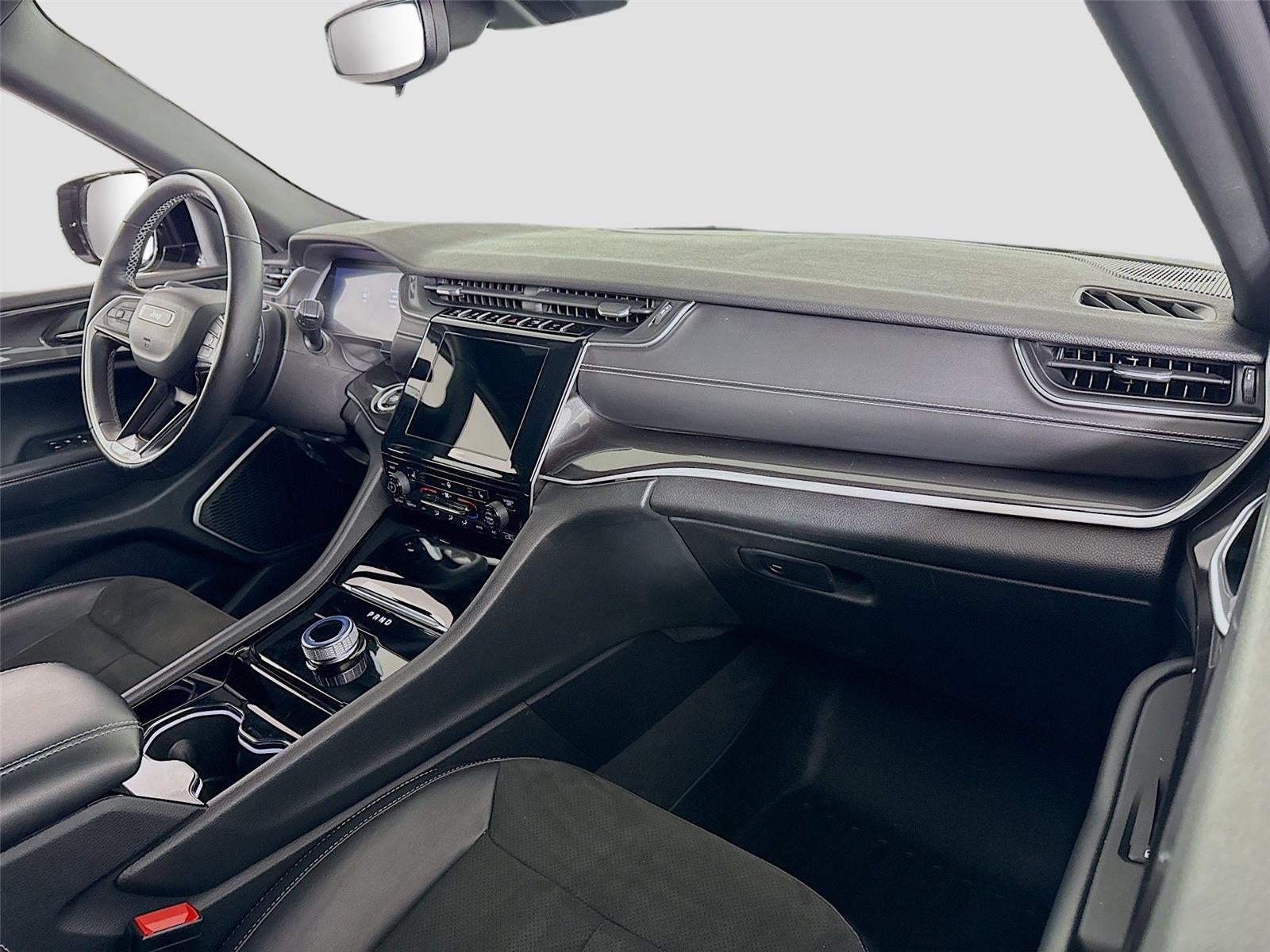 2022 Jeep Grand Cherokee Altitude