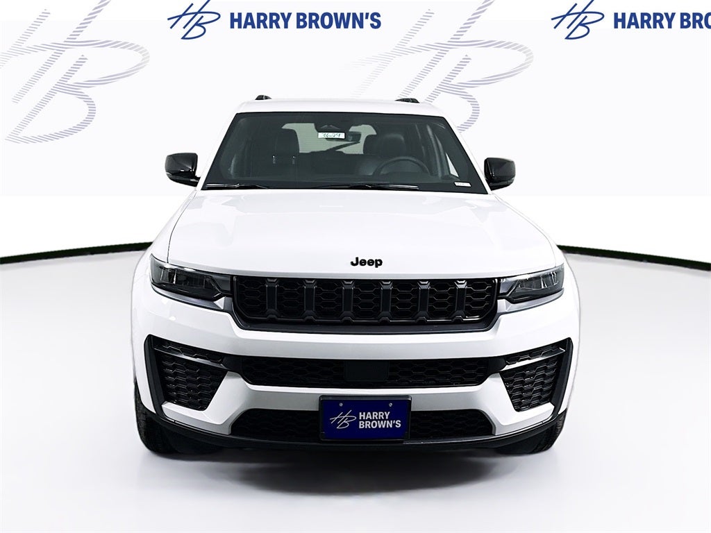 2026 Jeep Grand Cherokee Laredo