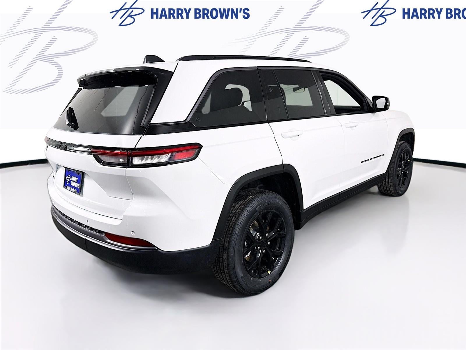 2026 Jeep Grand Cherokee Laredo