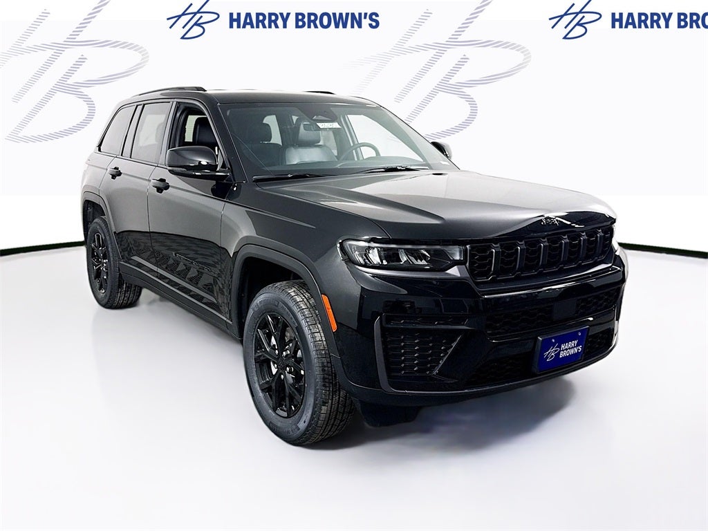 2026 Jeep Grand Cherokee Laredo