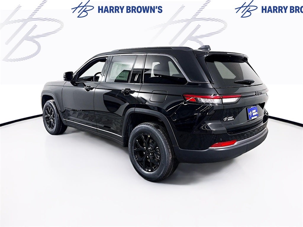 2026 Jeep Grand Cherokee Laredo