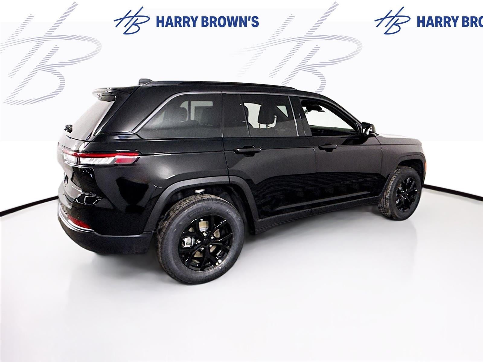 2026 Jeep Grand Cherokee Laredo