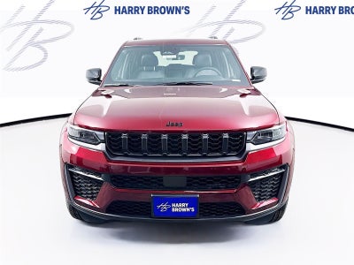 2026 Jeep Grand Cherokee Laredo Altitude