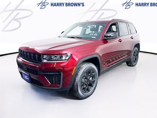 2026 Jeep Grand Cherokee Laredo Altitude