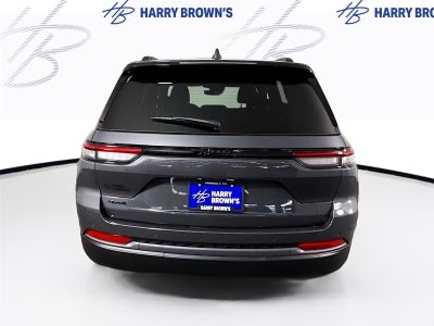 2026 Jeep Grand Cherokee Laredo Altitude