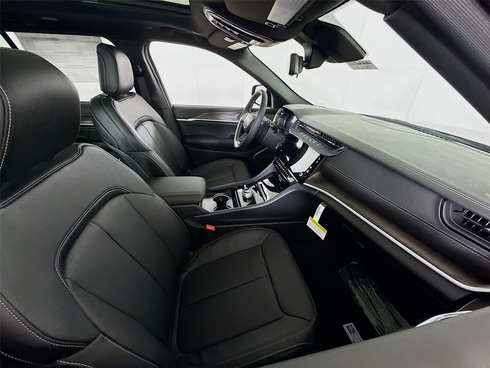 2026 Jeep Grand Cherokee Limited Reserve