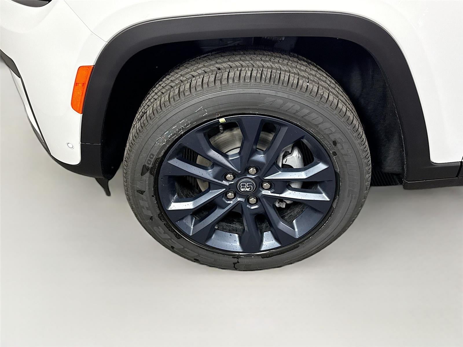 2026 Jeep Grand Cherokee 85th Anniversary Edition