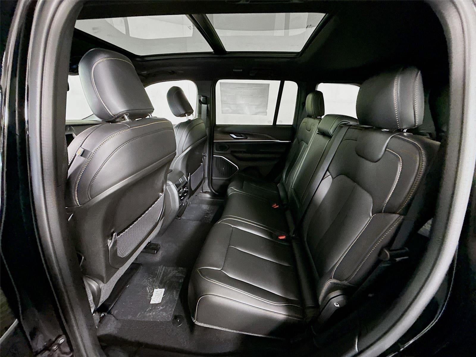 2026 Jeep Grand Cherokee 85th Anniversary Edition