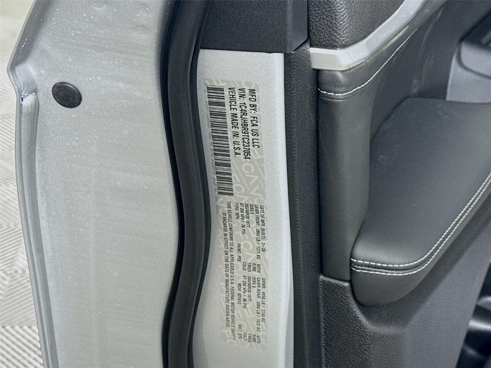 2026 Jeep Grand Cherokee Limited Reserve