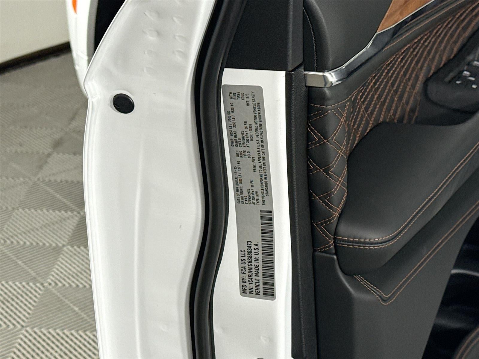 2025 Jeep Grand Cherokee Summit Reserve