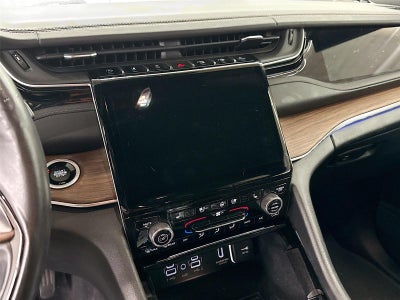 2022 Jeep Grand Cherokee Summit