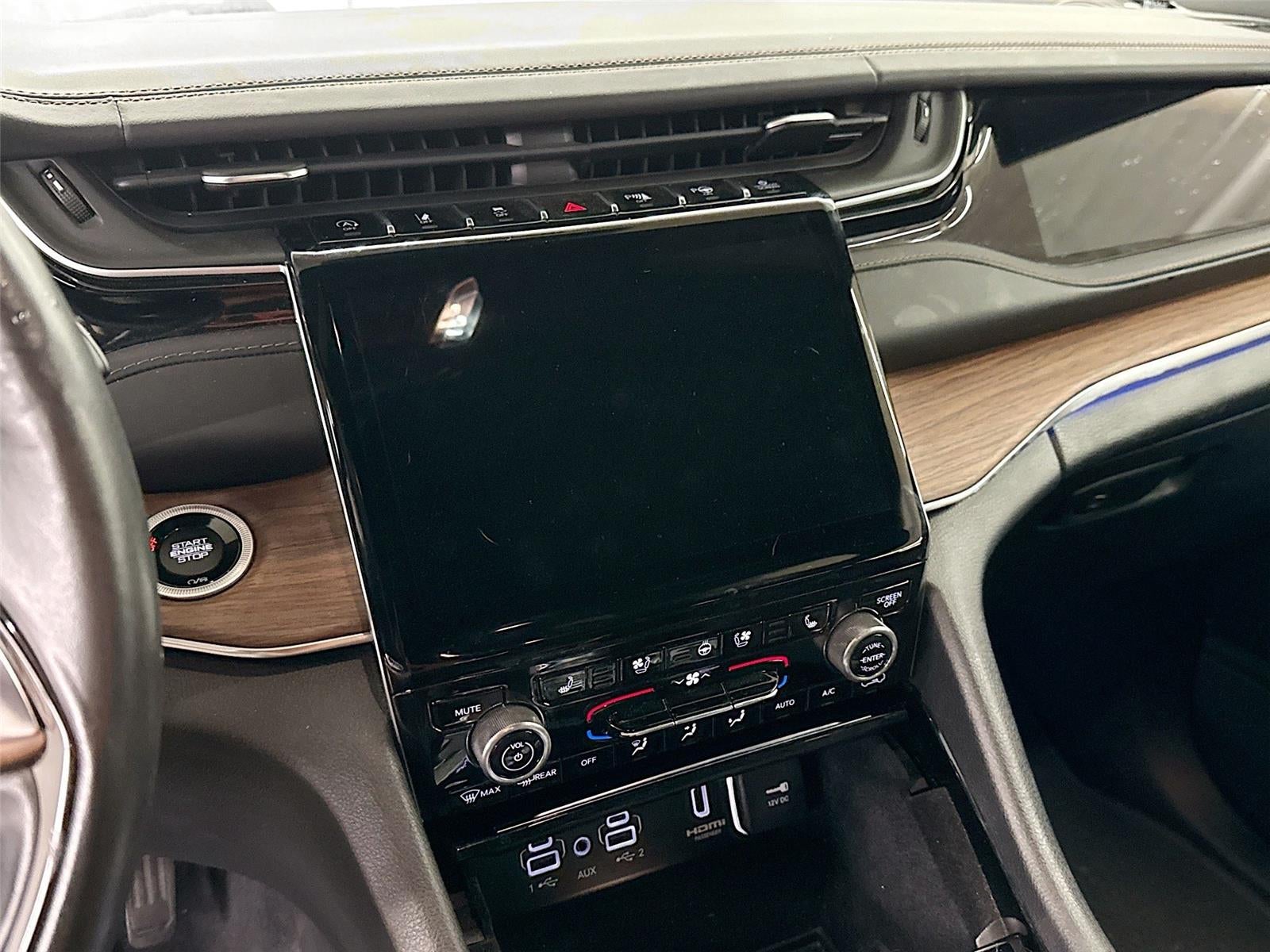 2022 Jeep Grand Cherokee Summit