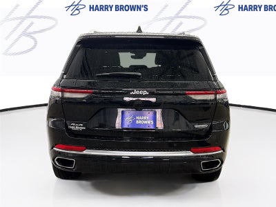 2022 Jeep Grand Cherokee Summit