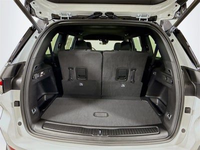 2025 Jeep Grand Cherokee L Base