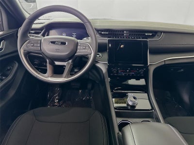 2025 Jeep Grand Cherokee L Base