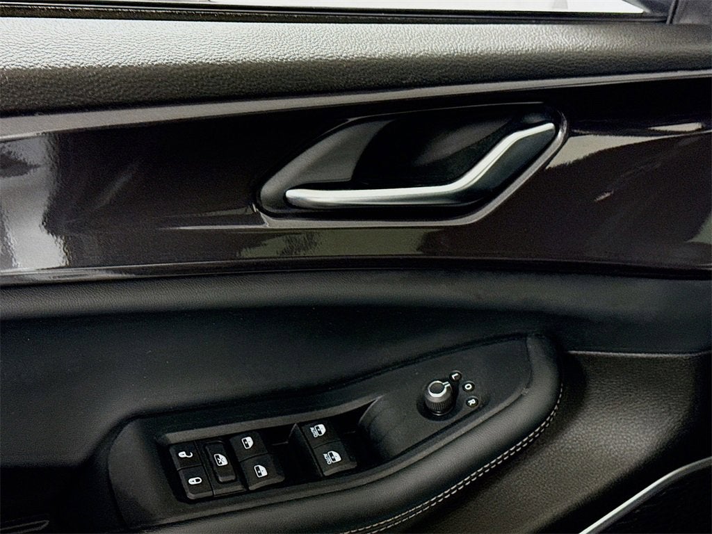 2022 Jeep Grand Cherokee L Altitude