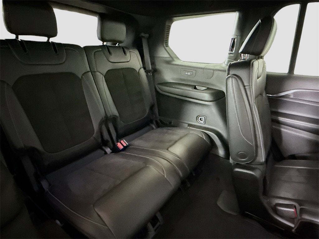 2022 Jeep Grand Cherokee L Altitude