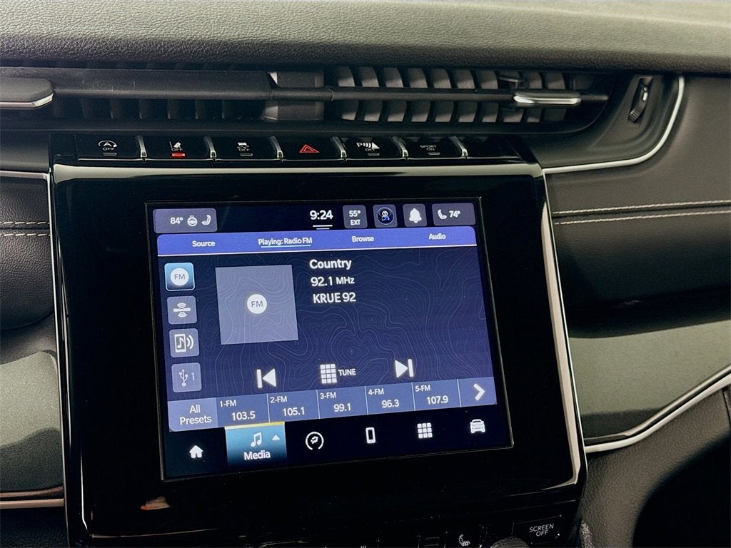 2022 Jeep Grand Cherokee L Altitude