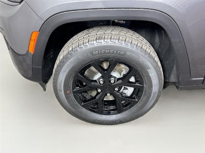 2026 Jeep Grand Cherokee L Laredo Altitude