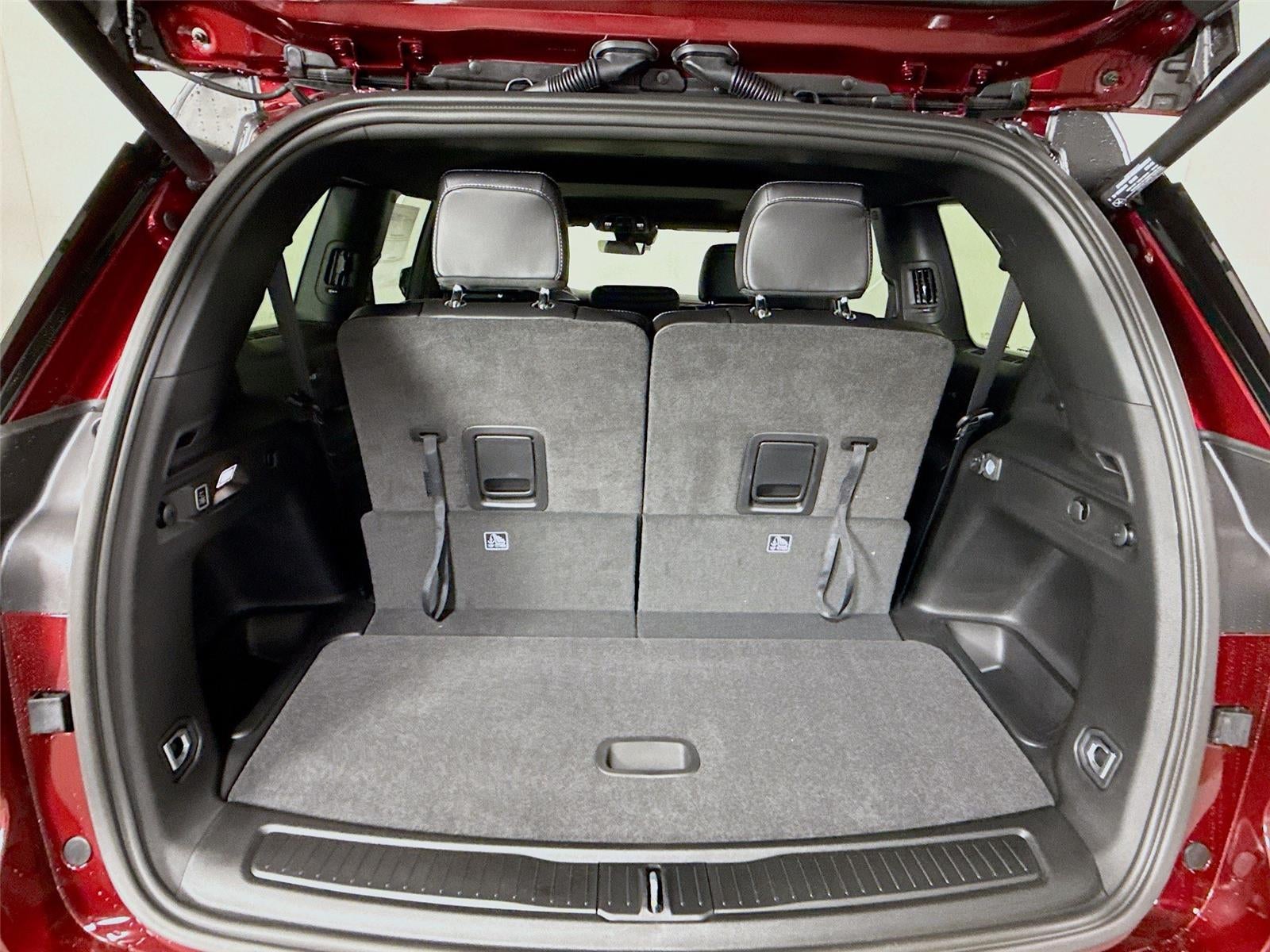 2026 Jeep Grand Cherokee L Laredo Altitude