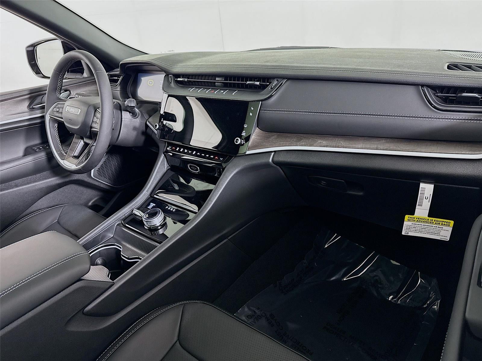 2026 Jeep Grand Cherokee Limited Reserve
