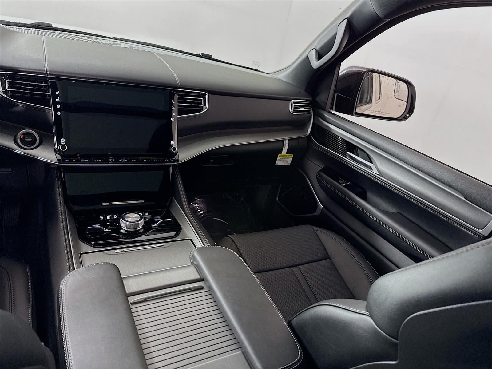2026 Jeep Grand Wagoneer Limited Reserve