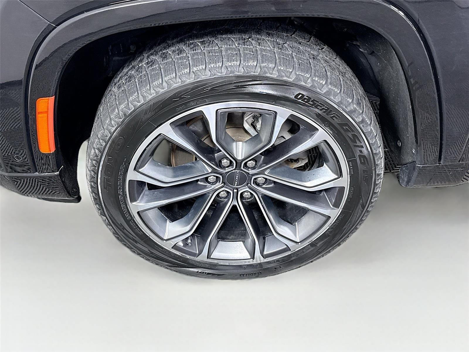 2022 Jeep Grand Wagoneer Series III