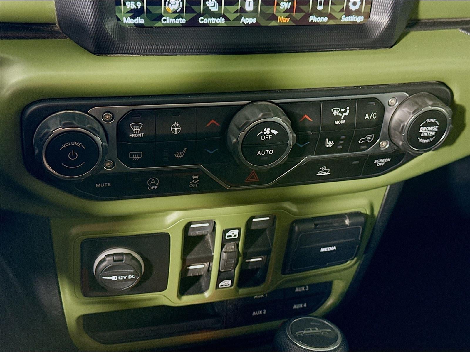 2022 Jeep Gladiator Sport S