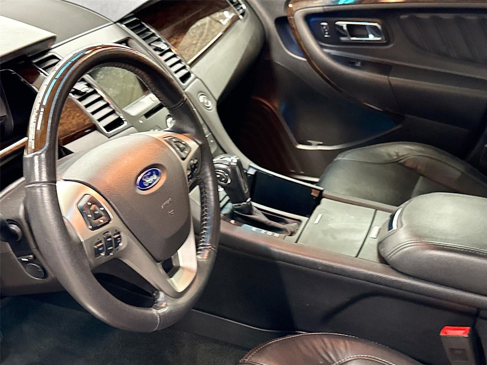 2016 Ford Taurus Limited