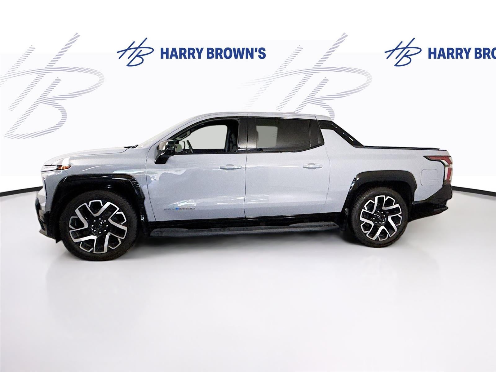 2025 Chevrolet Silverado EV Max Range RST
