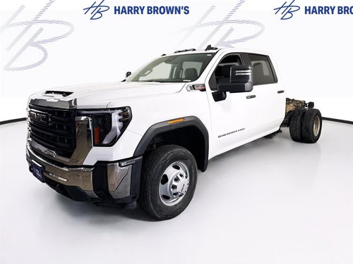 2024 GMC Sierra 3500HD Chassis Pro