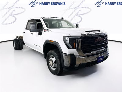 2024 GMC Sierra 3500HD Chassis Pro