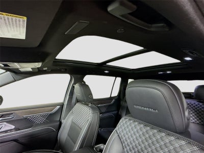 2025 GMC Acadia AWD Denali