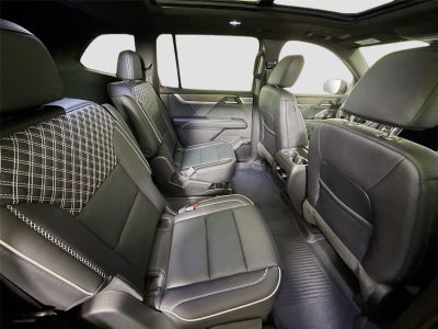 2025 GMC Acadia AWD Denali