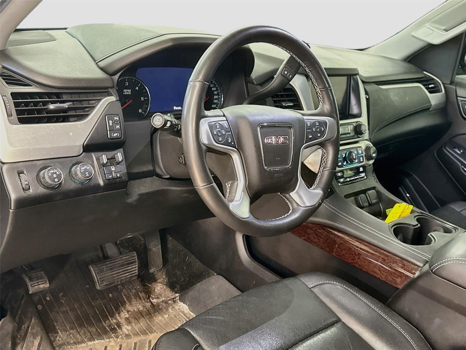 2017 GMC Yukon XL SLT