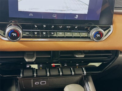 2025 GMC Canyon 4WD AT4