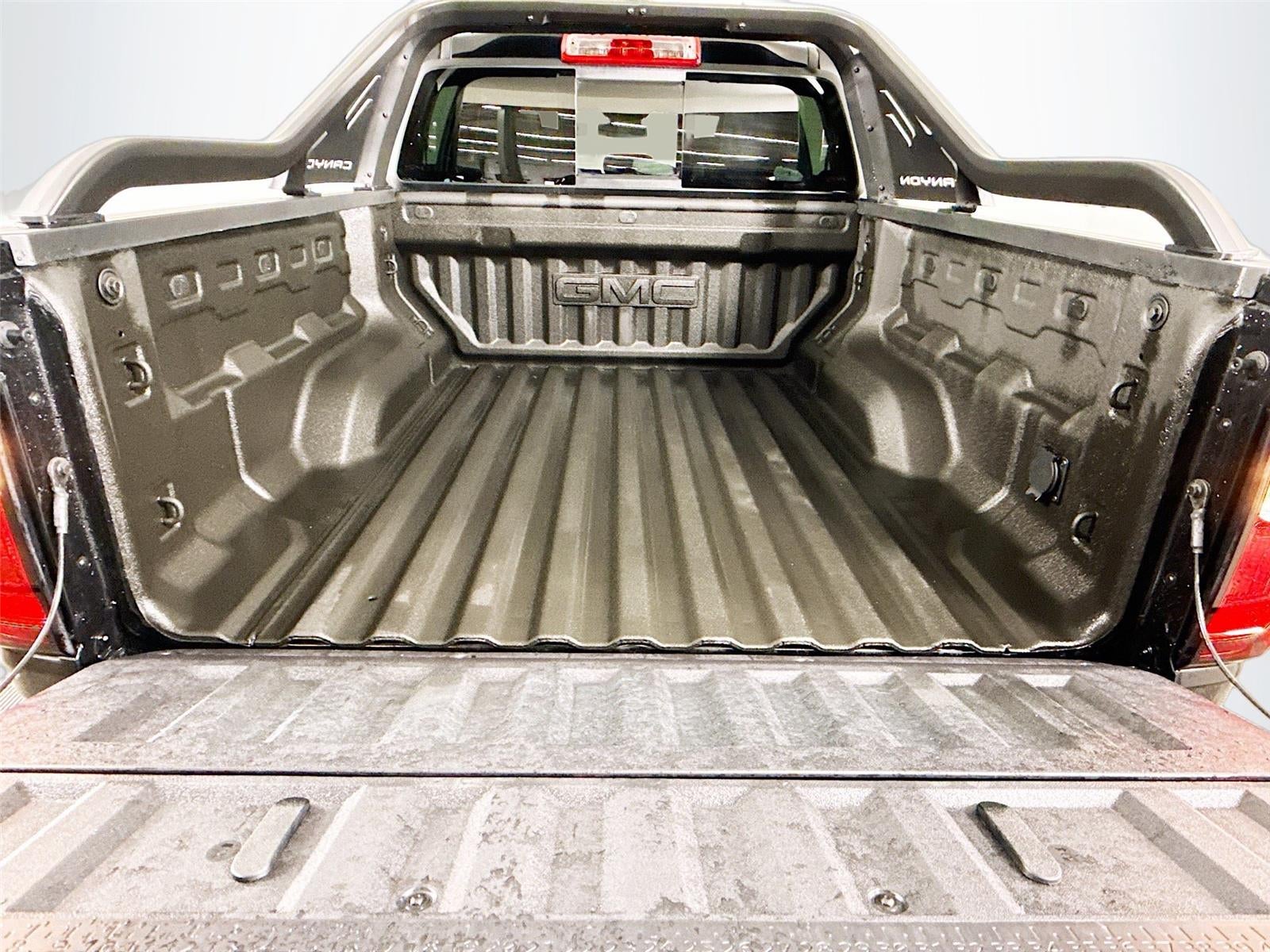 2025 GMC Canyon 4WD AT4