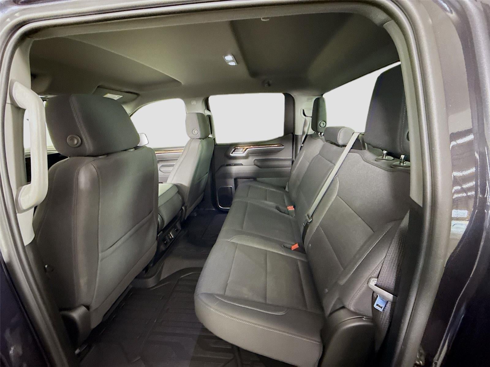 2025 GMC Sierra 1500 SLE