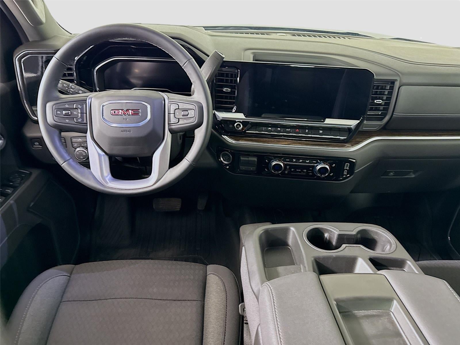 2025 GMC Sierra 1500 SLE