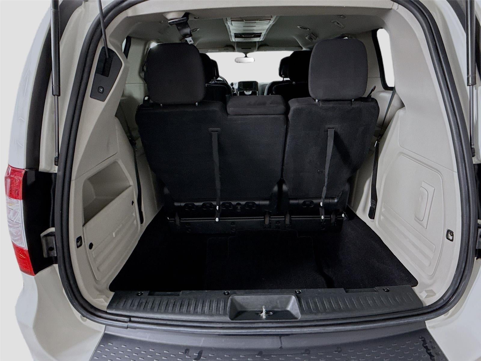 2011 Chrysler Town & Country Touring