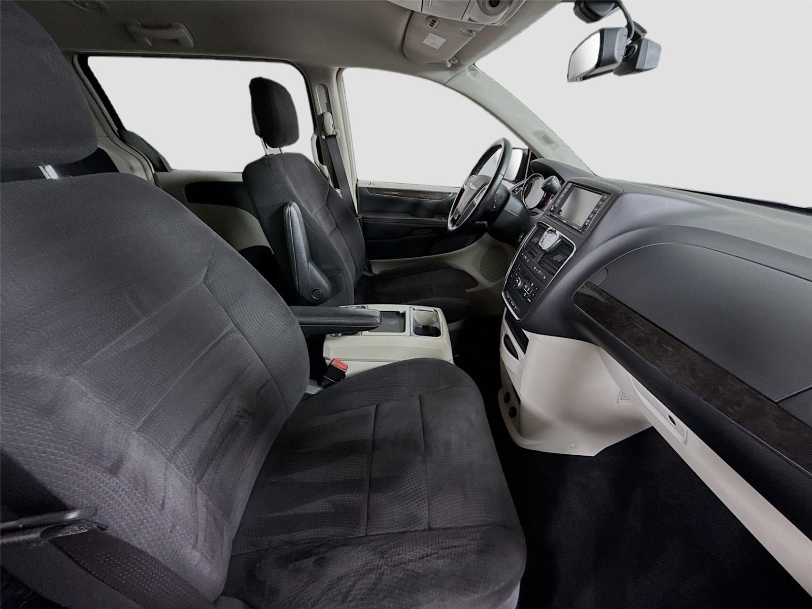 2011 Chrysler Town & Country Touring