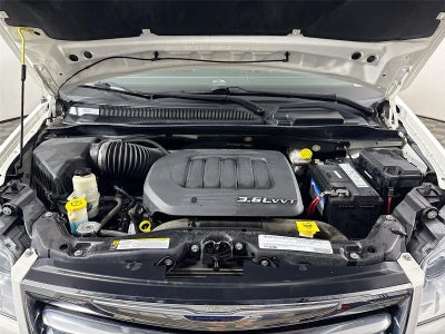2011 Chrysler Town & Country Touring