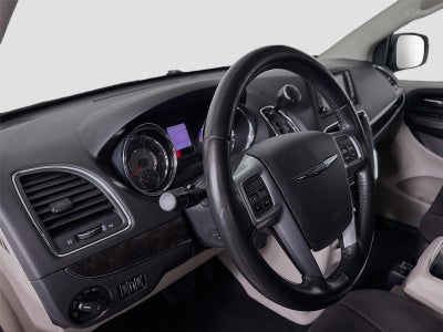 2011 Chrysler Town & Country Touring