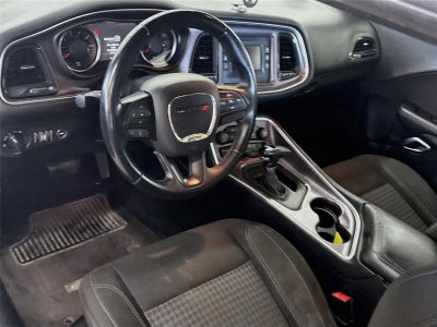 2017 Dodge Challenger SXT
