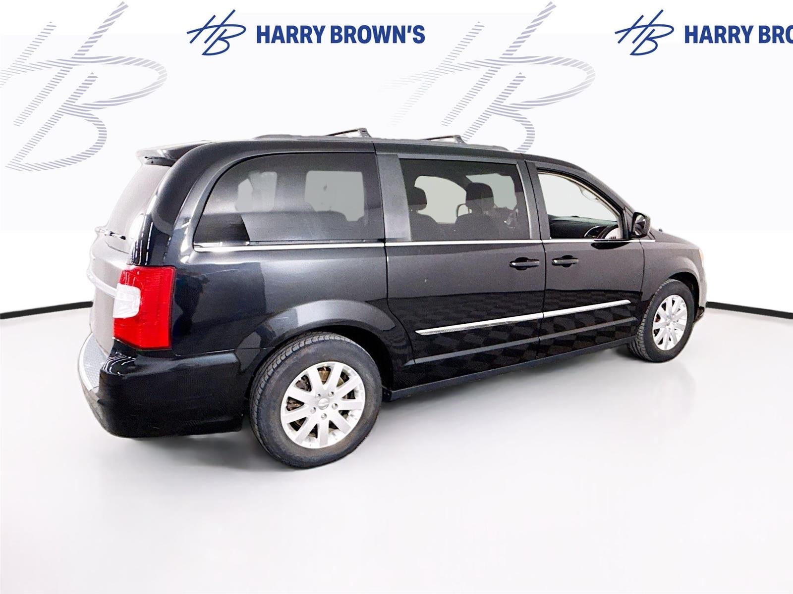 2016 Chrysler Town & Country Touring