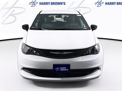 2026 Chrysler Voyager LX