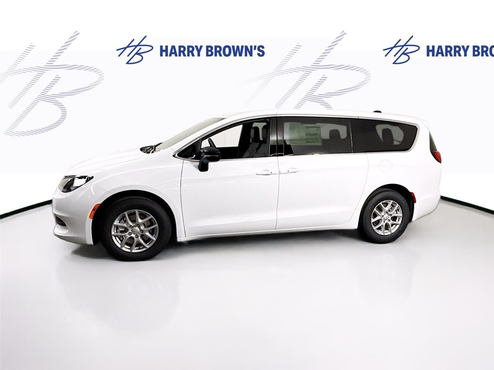 2026 Chrysler Voyager LX